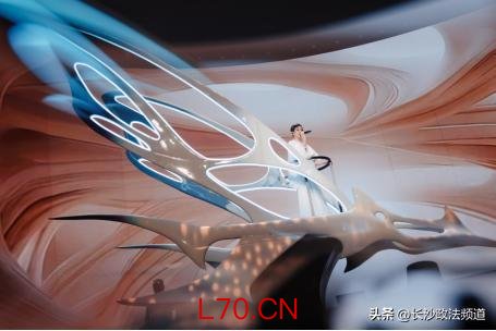 Sun Life永明呈献林忆莲回响演唱会刷屏，近九万人见证乐坛传奇